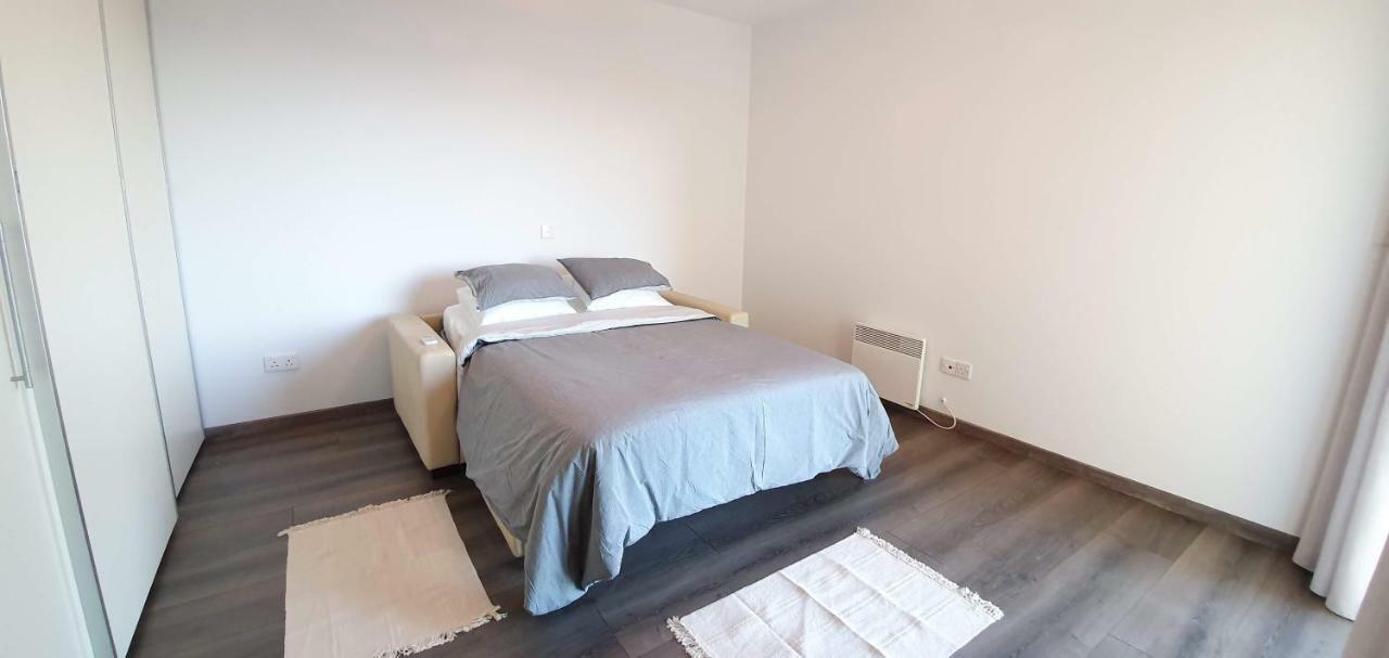 Pegasus Beach Front Apartman Limassol Kültér fotó
