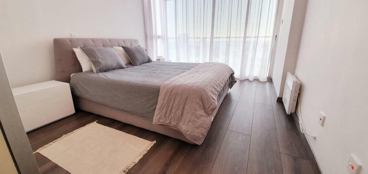 Pegasus Beach Front Apartman Limassol Kültér fotó